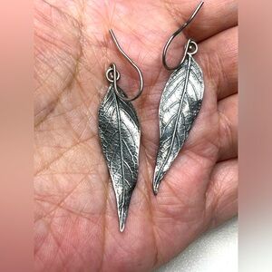 ISRAEL 925 Leaf hook earrings